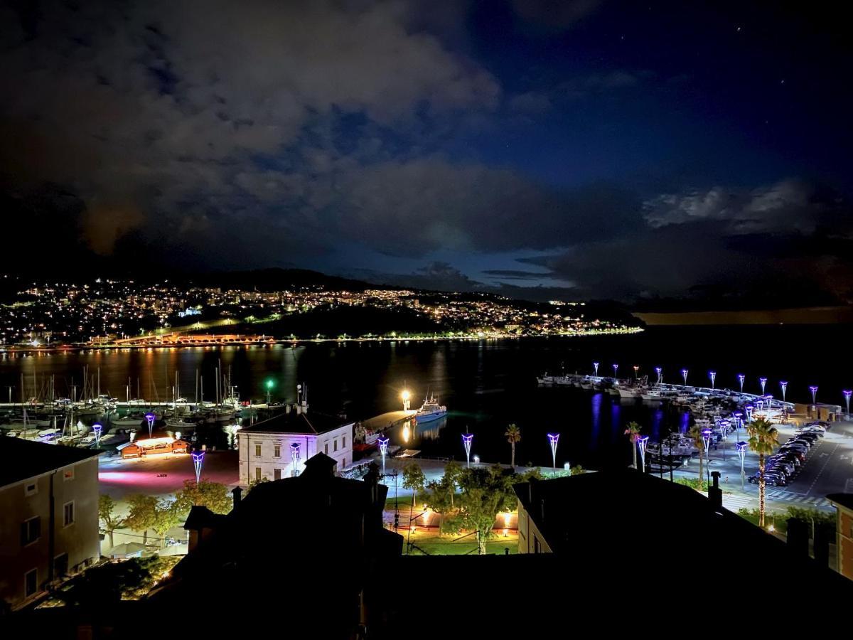 Postcard Koper Apartment Екстериор снимка